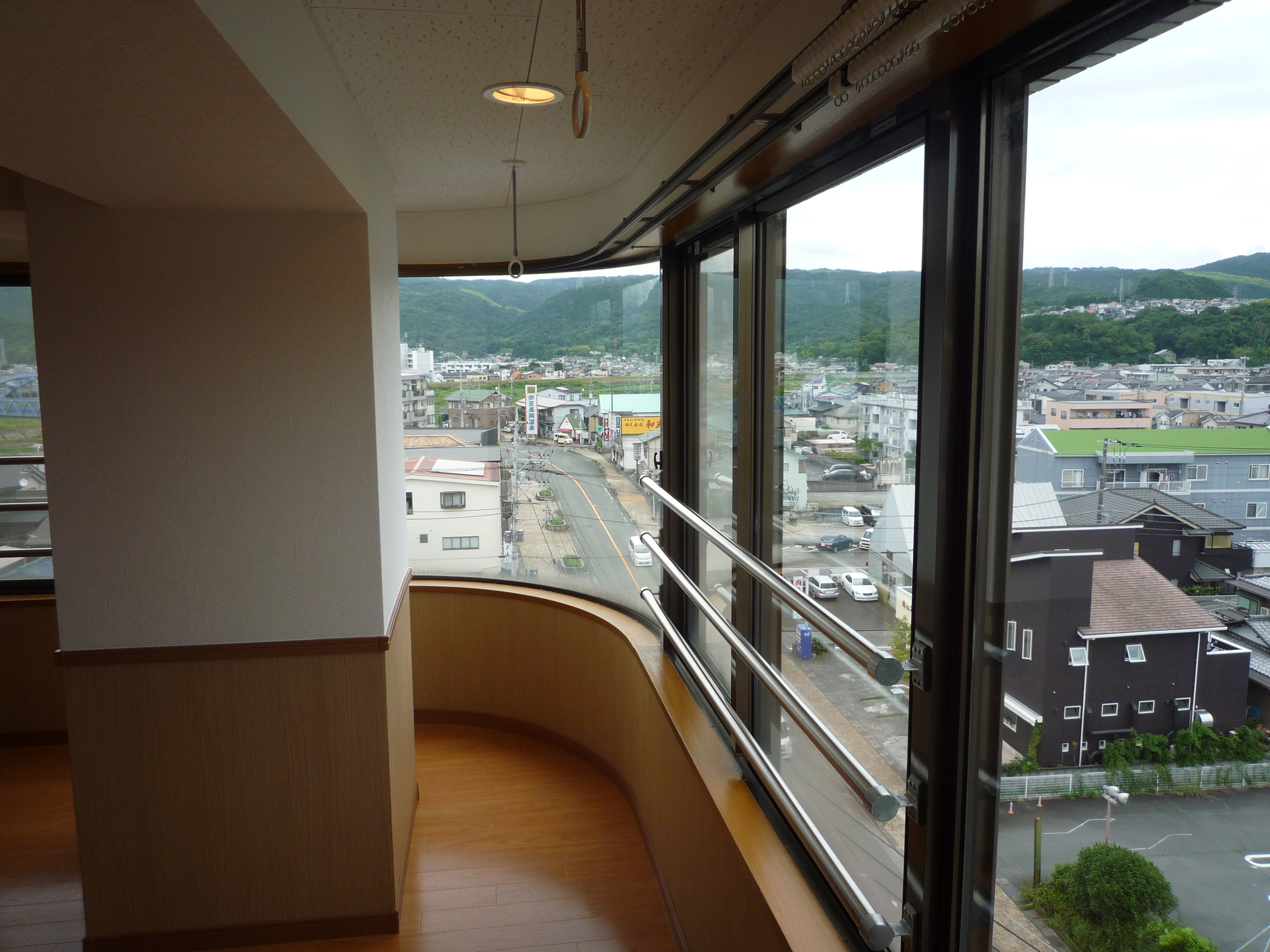 東南角部屋　広々な２DKタイプ